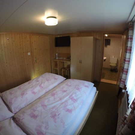 Hotel Garni Traube B&B Schwellbrunn エクステリア 写真